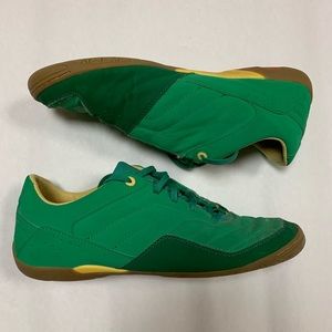 pele indoor soccer shoes